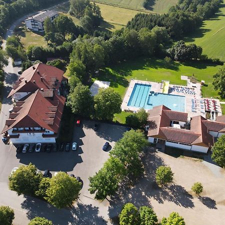 Sattelbogener Hof Hotel Traitsching Bagian luar foto
