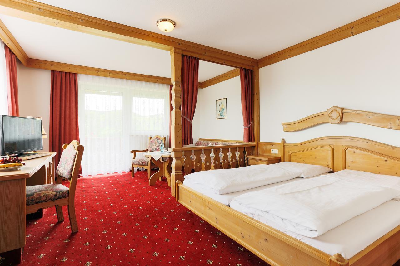 Sattelbogener Hof Hotel Traitsching Bagian luar foto