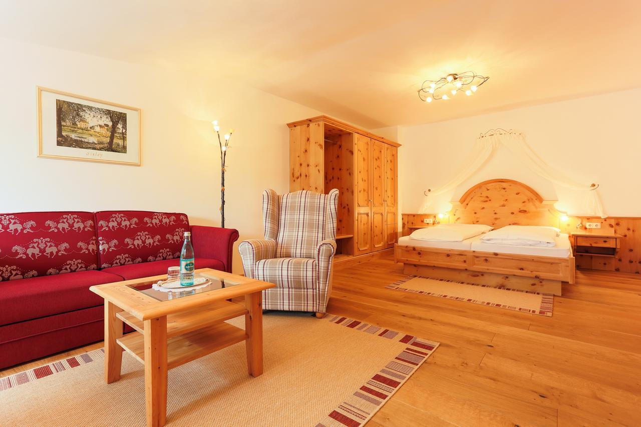 Sattelbogener Hof Hotel Traitsching Bagian luar foto