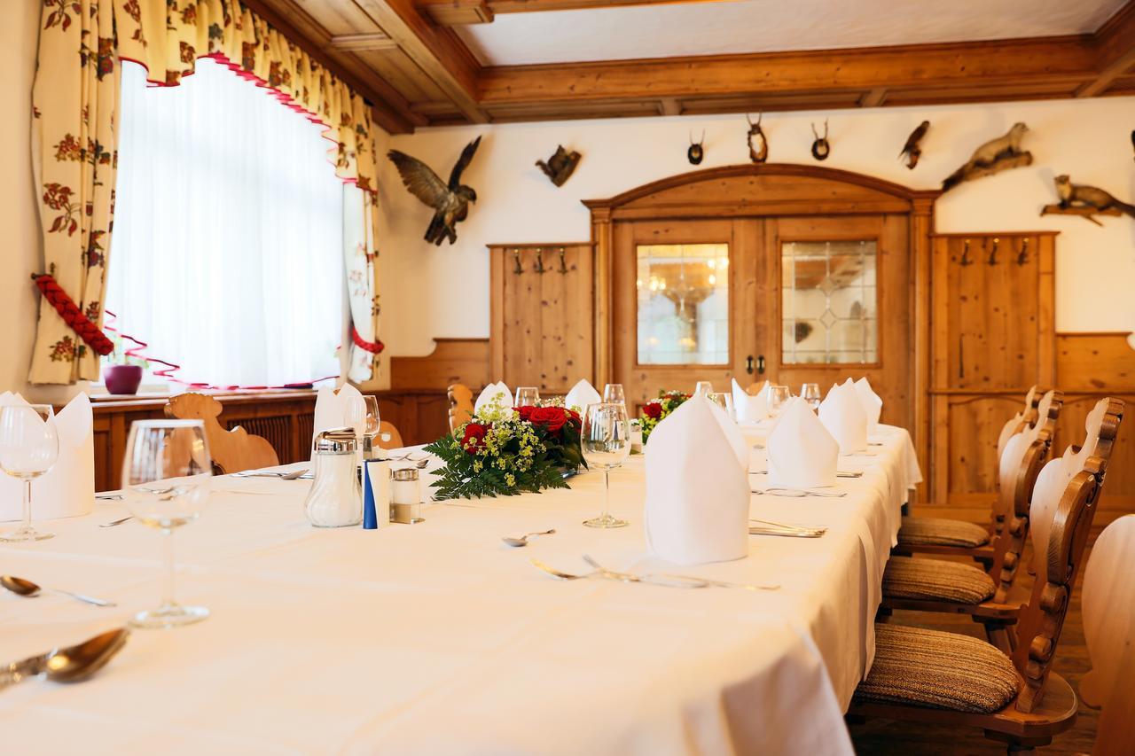Sattelbogener Hof Hotel Traitsching Bagian luar foto