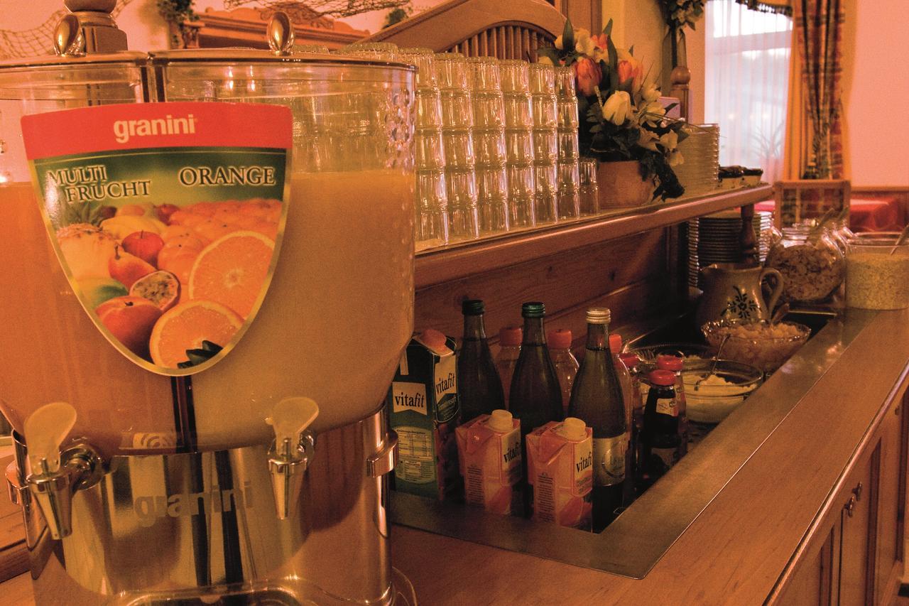 Sattelbogener Hof Hotel Traitsching Bagian luar foto